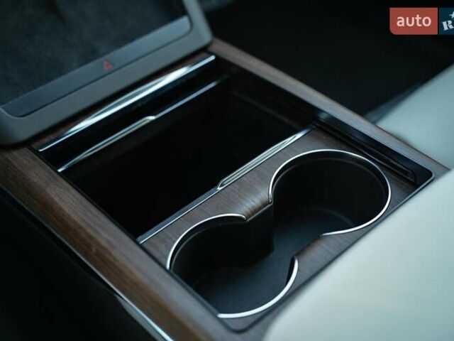 Чорний Тесла Модель С, об'ємом двигуна 0.5 л та пробігом 23 тис. км за 42500 $, фото 32 на Automoto.ua