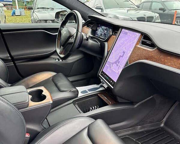 Чорний Тесла Модель С, об'ємом двигуна 0 л та пробігом 106 тис. км за 26900 $, фото 18 на Automoto.ua