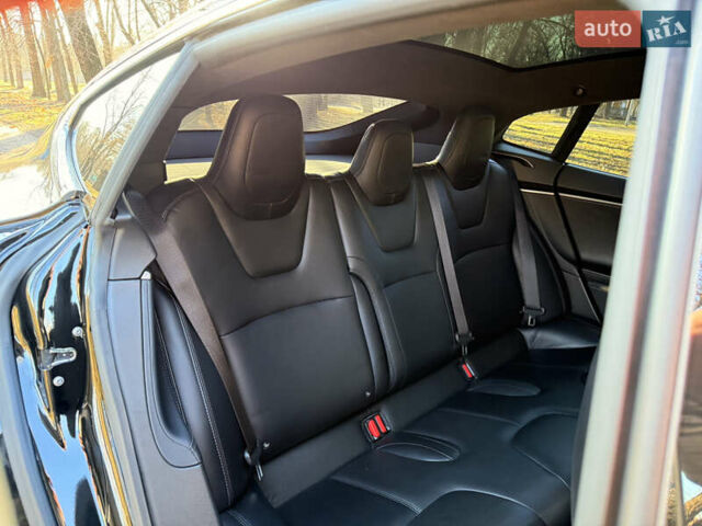 Черный Тесла Модель С, объемом двигателя 0 л и пробегом 45 тыс. км за 34900 $, фото 22 на Automoto.ua