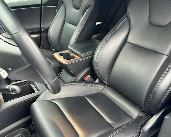 Чорний Тесла Модель С, об'ємом двигуна 0 л та пробігом 106 тис. км за 26900 $, фото 16 на Automoto.ua