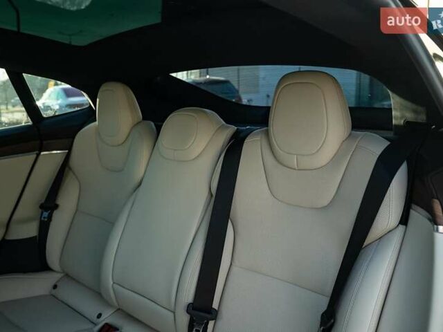 Чорний Тесла Модель С, об'ємом двигуна 0.5 л та пробігом 23 тис. км за 42500 $, фото 37 на Automoto.ua