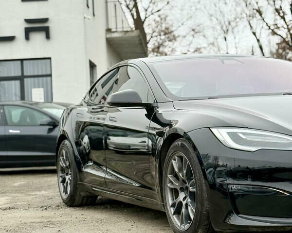 Черный Тесла Модель С, объемом двигателя 0 л и пробегом 91 тыс. км за 34500 $, фото 2 на Automoto.ua