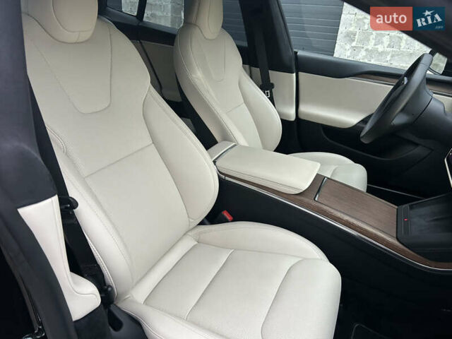 Черный Тесла Модель С, объемом двигателя 0 л и пробегом 77 тыс. км за 31500 $, фото 17 на Automoto.ua