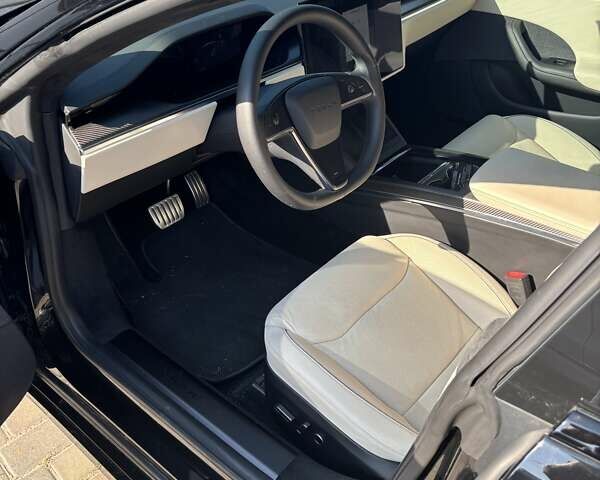 Черный Тесла Модель С, объемом двигателя 0 л и пробегом 115 тыс. км за 37500 $, фото 7 на Automoto.ua