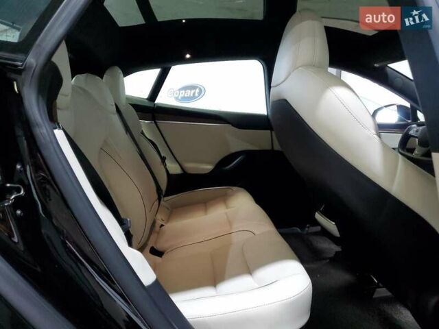 Черный Тесла Модель С, объемом двигателя 0 л и пробегом 8 тыс. км за 13800 $, фото 9 на Automoto.ua