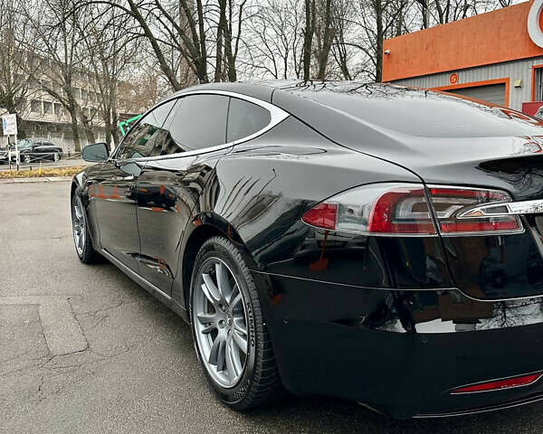 Чорний Тесла Модель С, об'ємом двигуна 0 л та пробігом 106 тис. км за 26900 $, фото 10 на Automoto.ua