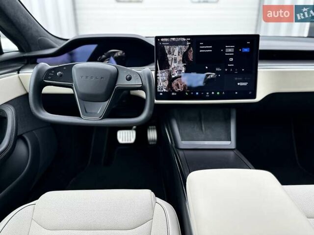 Черный Тесла Модель С, объемом двигателя 0 л и пробегом 42 тыс. км за 67777 $, фото 25 на Automoto.ua