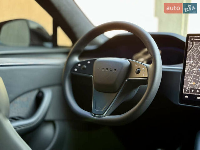 Тесла Модель С 2021 в Харькове на Automoto.ua Черный Тесла Модель С, объемом двигателя 0 л и пробегом 43 тыс. км за 31000 $, фото 18 на Automoto.ua