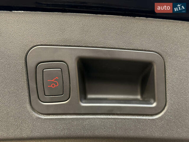 Черный Тесла Модель С, объемом двигателя 0 л и пробегом 45 тыс. км за 34900 $, фото 17 на Automoto.ua