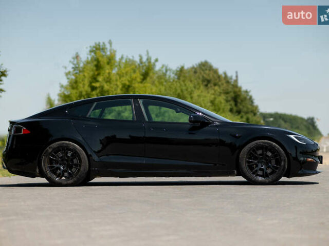 Черный Тесла Модель С, объемом двигателя 0 л и пробегом 25 тыс. км за 48000 $, фото 4 на Automoto.ua