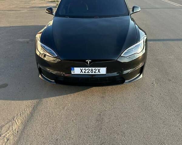Черный Тесла Модель С, объемом двигателя 0 л и пробегом 65 тыс. км за 36500 $, фото 1 на Automoto.ua
