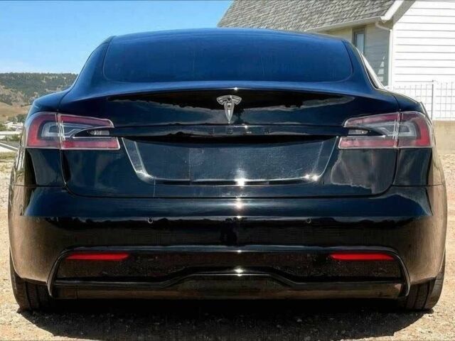Черный Тесла Модель С, объемом двигателя 0 л и пробегом 16 тыс. км за 18500 $, фото 3 на Automoto.ua
