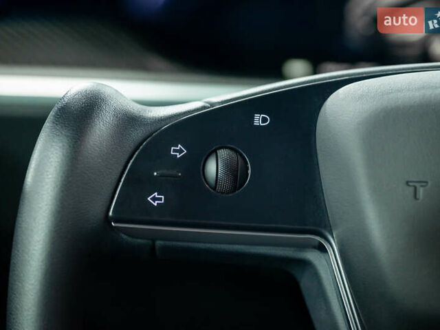 Черный Тесла Модель С, объемом двигателя 0 л и пробегом 25 тыс. км за 48000 $, фото 20 на Automoto.ua