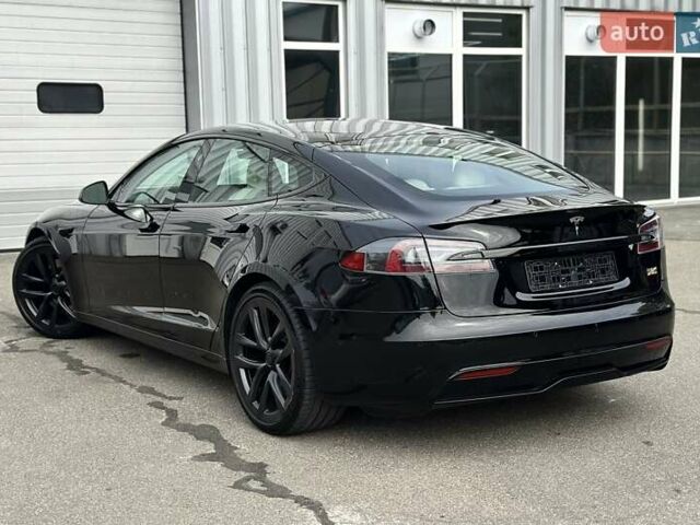 Черный Тесла Модель С, объемом двигателя 0 л и пробегом 42 тыс. км за 65555 $, фото 3 на Automoto.ua