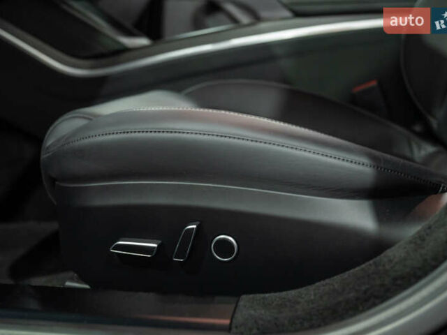 Черный Тесла Модель С, объемом двигателя 0 л и пробегом 25 тыс. км за 48000 $, фото 26 на Automoto.ua