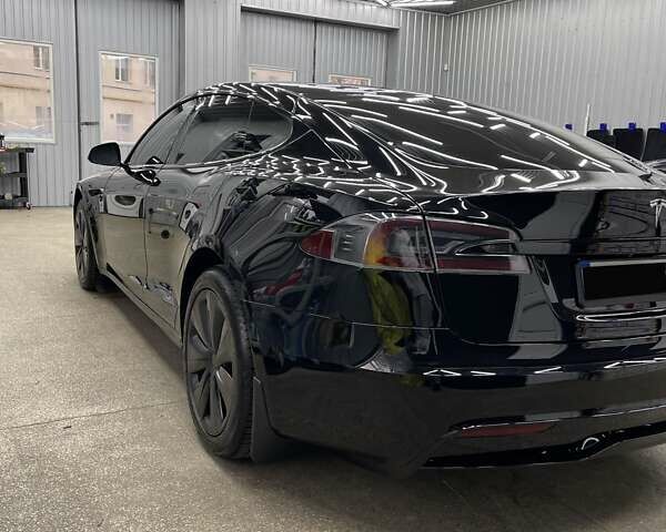 Черный Тесла Модель С, объемом двигателя 0 л и пробегом 45 тыс. км за 41500 $, фото 15 на Automoto.ua