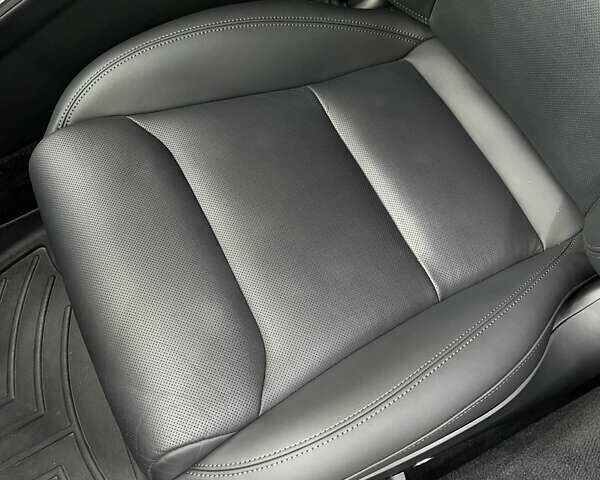 Черный Тесла Модель С, объемом двигателя 0 л и пробегом 45 тыс. км за 41500 $, фото 39 на Automoto.ua