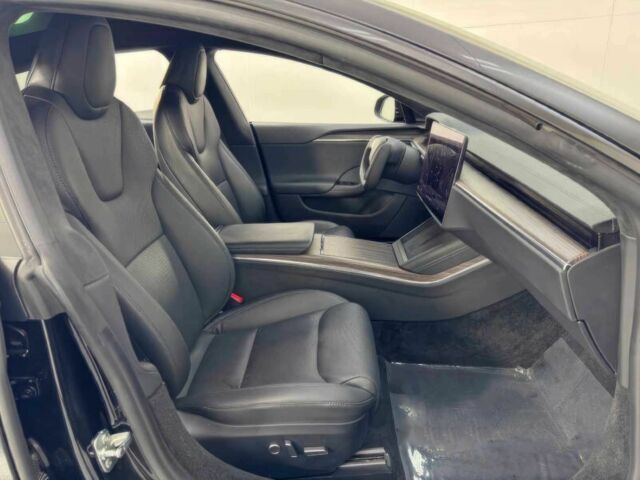 Чорний Тесла Модель С, об'ємом двигуна 0 л та пробігом 29 тис. км за 26000 $, фото 10 на Automoto.ua