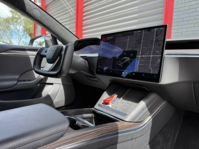 Тесла Модель С 2022 у Житомирі на Automoto.ua Чорний Тесла Модель С, об'ємом двигуна 0 л та пробігом 15 тис. км за 16400 $, фото 9 на Automoto.ua