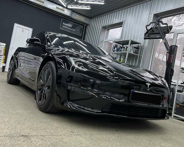 Черный Тесла Модель С, объемом двигателя 0 л и пробегом 45 тыс. км за 41500 $, фото 8 на Automoto.ua