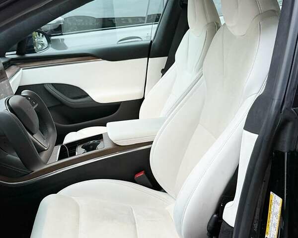 Тесла Модель С 2022 в Ужгороде на Automoto.ua Черный Тесла Модель С, объемом двигателя 0 л и пробегом 38 тыс. км за 45000 $, фото 6 на Automoto.ua