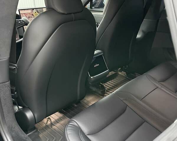 Черный Тесла Модель С, объемом двигателя 0 л и пробегом 45 тыс. км за 41500 $, фото 43 на Automoto.ua