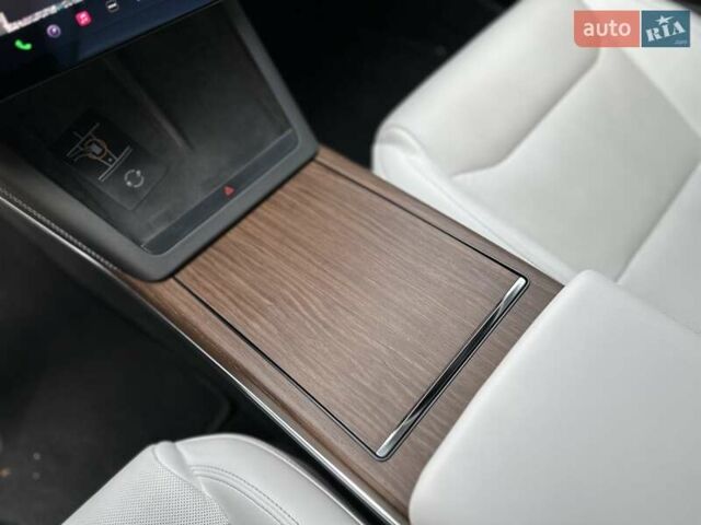 Черный Тесла Модель С, объемом двигателя 0 л и пробегом 65 тыс. км за 39990 $, фото 43 на Automoto.ua