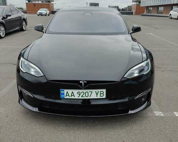 Черный Тесла Модель С, объемом двигателя 0 л и пробегом 10 тыс. км за 70000 $, фото 3 на Automoto.ua