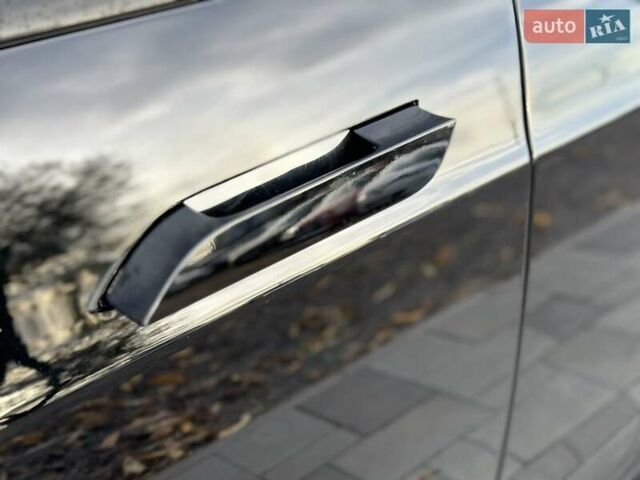 Черный Тесла Модель С, объемом двигателя 0 л и пробегом 65 тыс. км за 37999 $, фото 9 на Automoto.ua