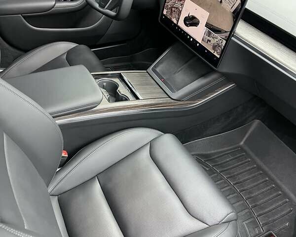 Черный Тесла Модель С, объемом двигателя 0 л и пробегом 45 тыс. км за 41500 $, фото 21 на Automoto.ua