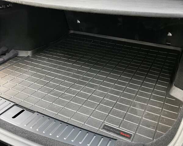 Черный Тесла Модель С, объемом двигателя 0 л и пробегом 45 тыс. км за 41500 $, фото 50 на Automoto.ua