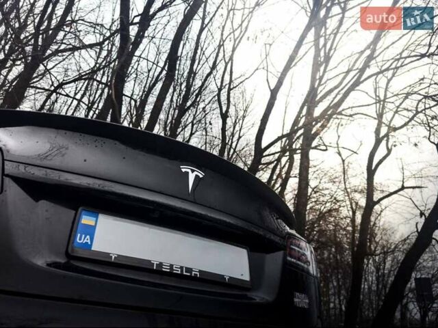 Черный Тесла Модель С, объемом двигателя 0 л и пробегом 32 тыс. км за 44000 $, фото 6 на Automoto.ua