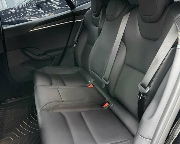 Черный Тесла Модель С, объемом двигателя 0 л и пробегом 45 тыс. км за 41500 $, фото 42 на Automoto.ua