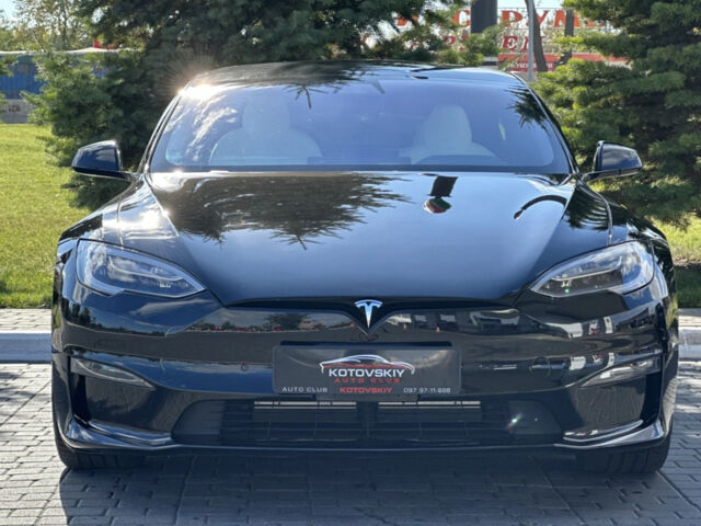 Черный Тесла Модель С, объемом двигателя 0 л и пробегом 45 тыс. км за 48000 $, фото 2 на Automoto.ua