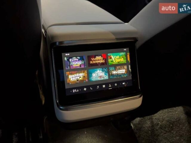 Черный Тесла Модель С, объемом двигателя 0 л и пробегом 32 тыс. км за 44000 $, фото 19 на Automoto.ua