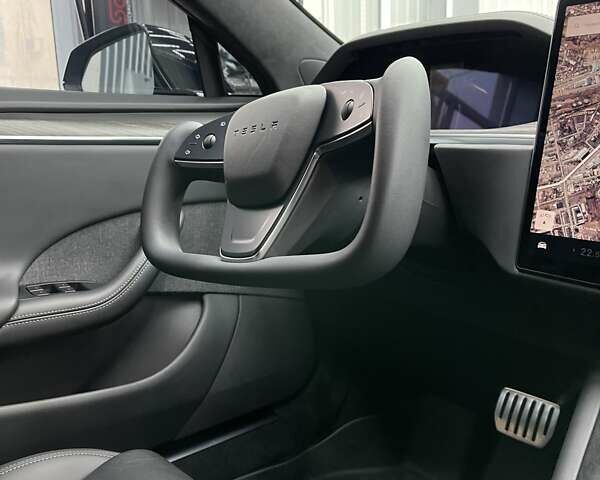 Черный Тесла Модель С, объемом двигателя 0 л и пробегом 45 тыс. км за 41500 $, фото 24 на Automoto.ua