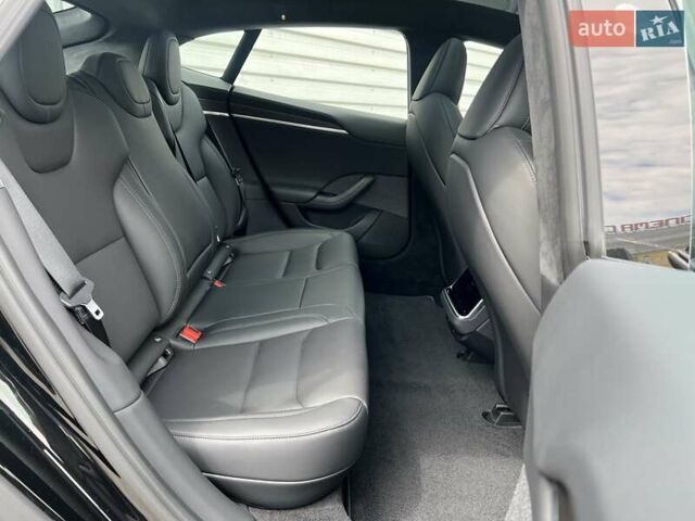 Черный Тесла Модель С, объемом двигателя 0 л и пробегом 4 тыс. км за 52500 $, фото 21 на Automoto.ua