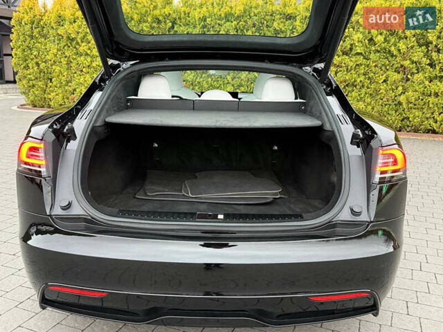 Черный Тесла Модель С, объемом двигателя 0 л и пробегом 1 тыс. км за 48600 $, фото 59 на Automoto.ua