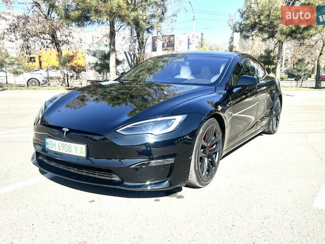 Чорний Тесла Модель С, об'ємом двигуна 0 л та пробігом 8 тис. км за 49500 $, фото 1 на Automoto.ua