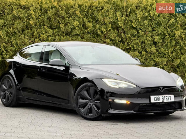 Черный Тесла Модель С, объемом двигателя 0 л и пробегом 1 тыс. км за 49600 $, фото 13 на Automoto.ua