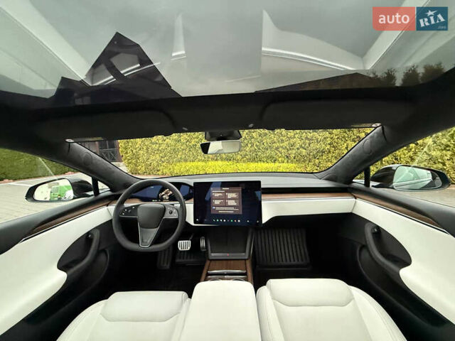 Черный Тесла Модель С, объемом двигателя 0 л и пробегом 1 тыс. км за 48600 $, фото 4 на Automoto.ua