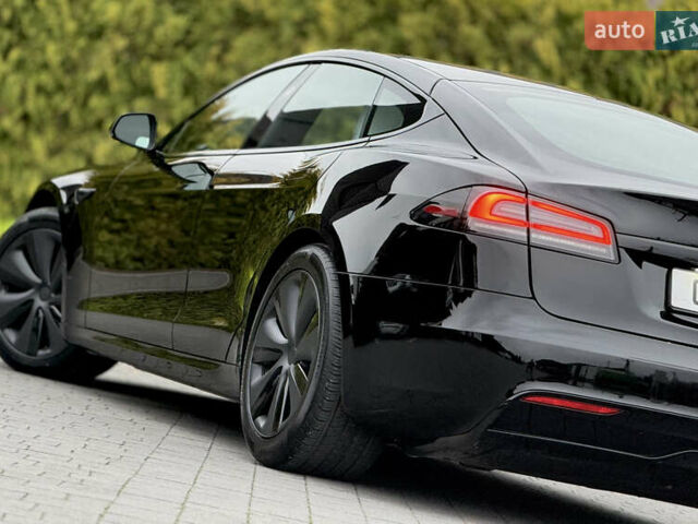 Черный Тесла Модель С, объемом двигателя 0 л и пробегом 1 тыс. км за 49600 $, фото 27 на Automoto.ua
