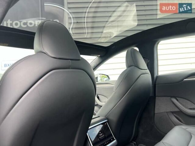 Черный Тесла Модель С, объемом двигателя 0 л и пробегом 4 тыс. км за 52500 $, фото 19 на Automoto.ua