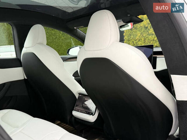 Черный Тесла Модель С, объемом двигателя 0 л и пробегом 1 тыс. км за 48600 $, фото 58 на Automoto.ua