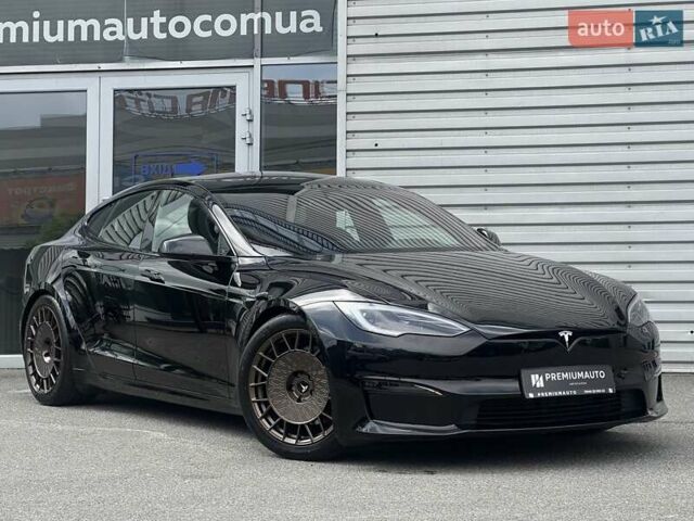 Черный Тесла Модель С, объемом двигателя 0 л и пробегом 4 тыс. км за 52500 $, фото 2 на Automoto.ua