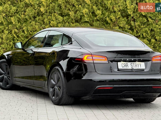 Черный Тесла Модель С, объемом двигателя 0 л и пробегом 1 тыс. км за 49600 $, фото 3 на Automoto.ua