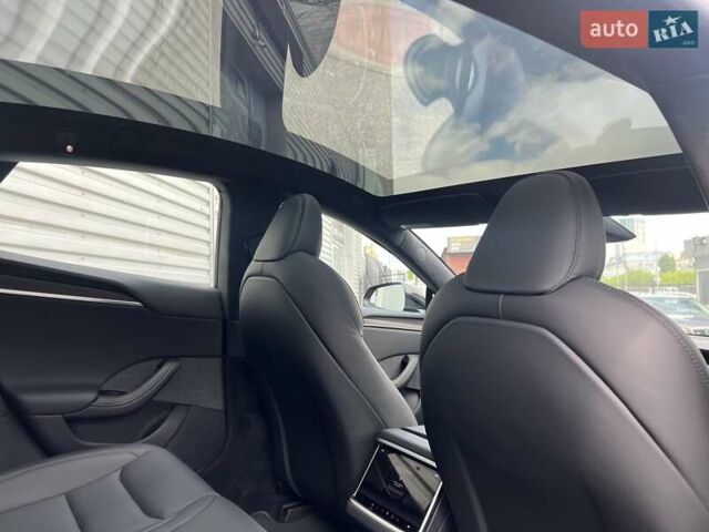 Черный Тесла Модель С, объемом двигателя 0 л и пробегом 4 тыс. км за 52500 $, фото 22 на Automoto.ua