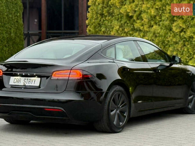 Черный Тесла Модель С, объемом двигателя 0 л и пробегом 1 тыс. км за 48600 $, фото 32 на Automoto.ua