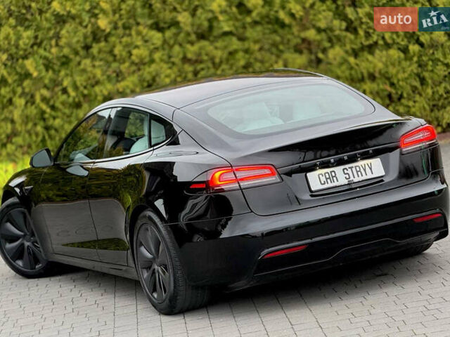 Черный Тесла Модель С, объемом двигателя 0 л и пробегом 1 тыс. км за 48600 $, фото 26 на Automoto.ua