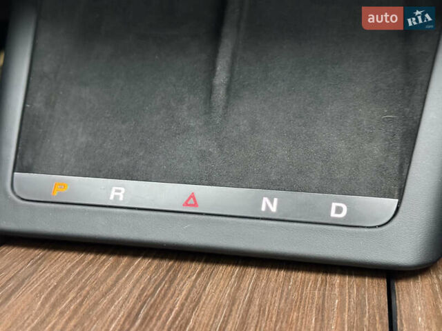 Черный Тесла Модель С, объемом двигателя 0 л и пробегом 1 тыс. км за 49600 $, фото 72 на Automoto.ua